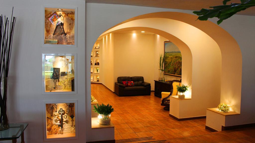 Meson Del Valle Zamora  Extérieur photo