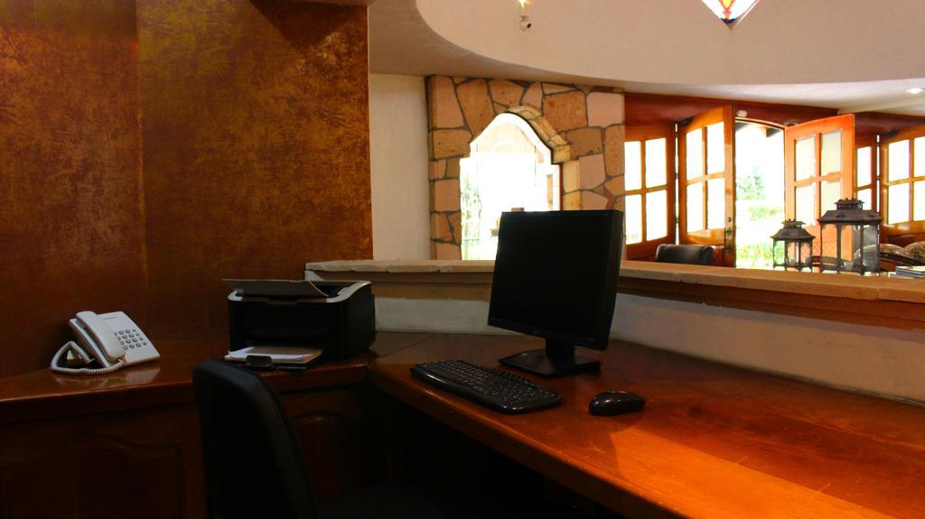 Meson Del Valle Zamora  Extérieur photo