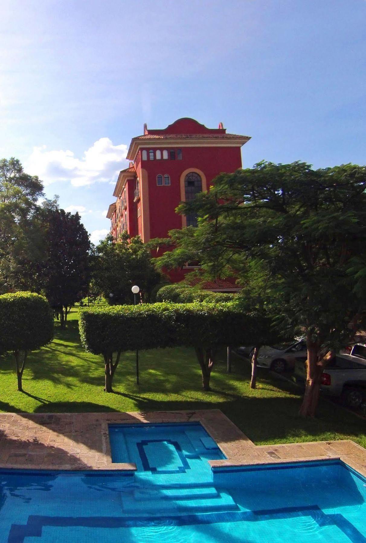 Meson Del Valle Zamora  Extérieur photo