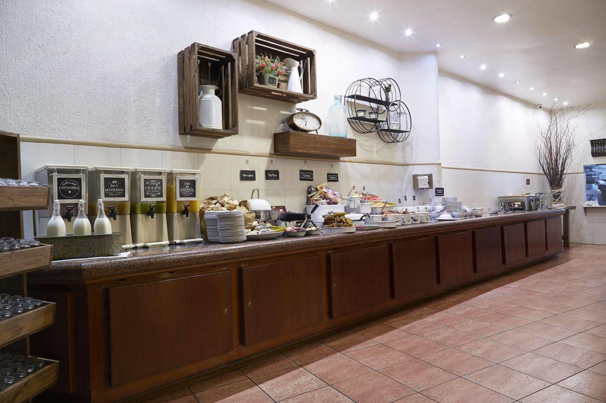 Meson Del Valle Zamora  Extérieur photo