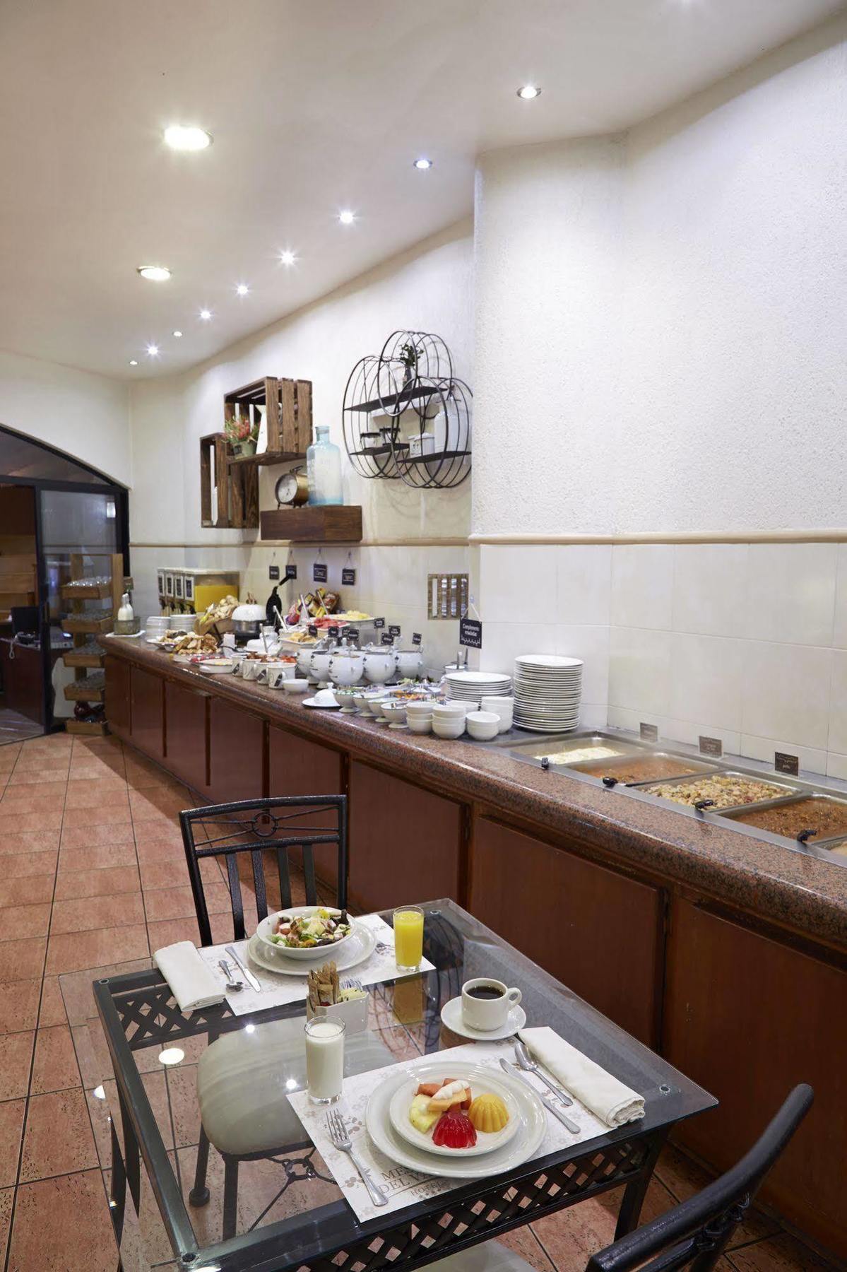 Meson Del Valle Zamora  Extérieur photo